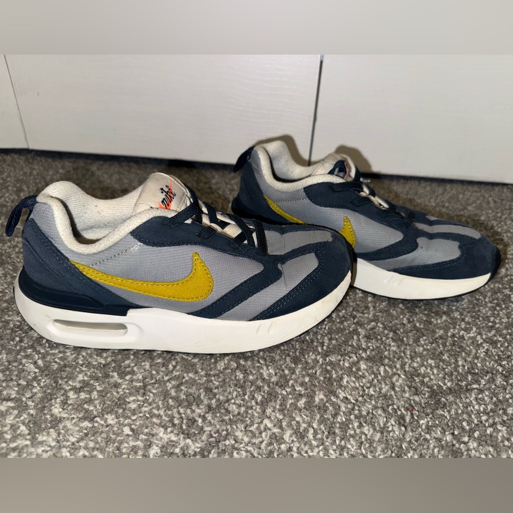 Nike Kids' Blue and Yellow Sneakers